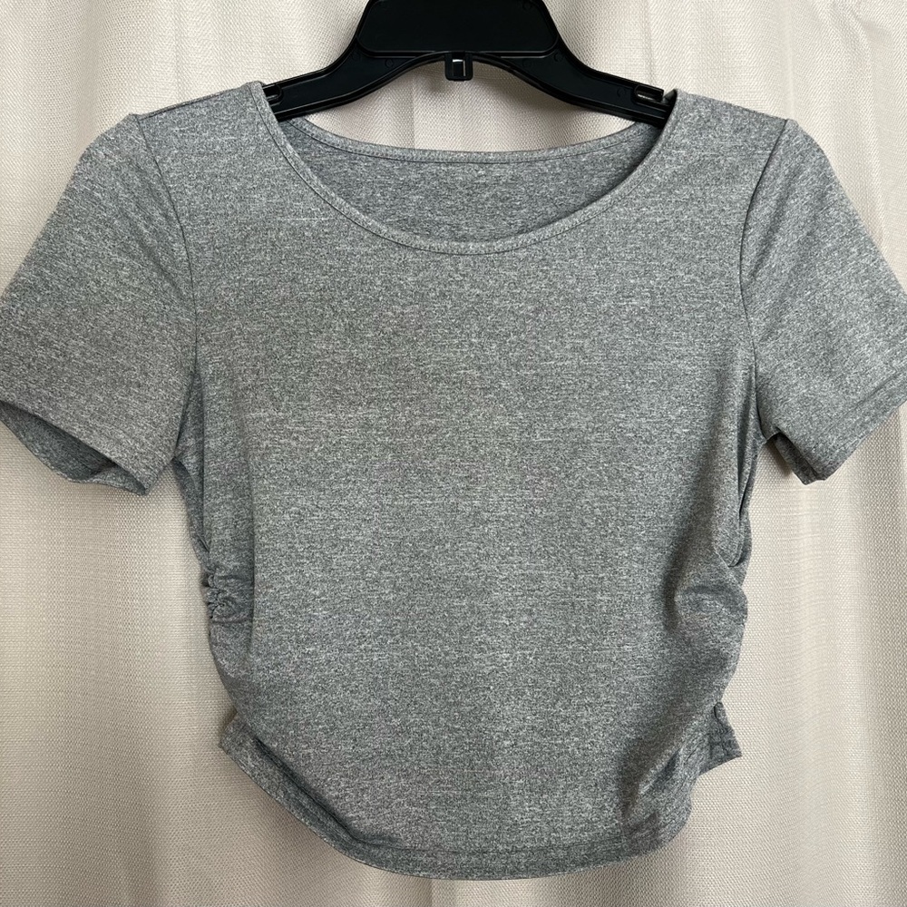 SHEIN Heather Gray Ruched Side Crop Top – Size Medium
